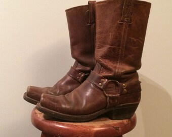 vintage, size 8.5 woman's frye boots, brown, frye harness boots
