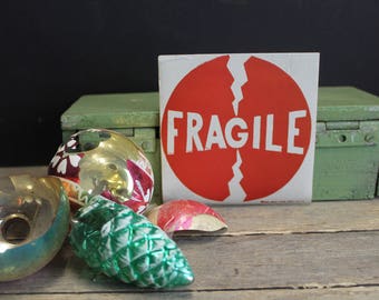 55 Vintage Very Cool Fragile Labels // Gummed Labels // Red and White