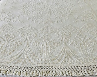 Ivory Twin Size Vintage JC Penny Bedspread
