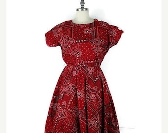 ON SALE Vintage Paisley Pattern Short sleeve Red Dress from 1960's
