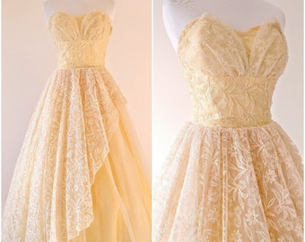 Vintage 1950's Pale Yellow Lace Dress | Fit and Flare Gown | Vintage Prom Dress |