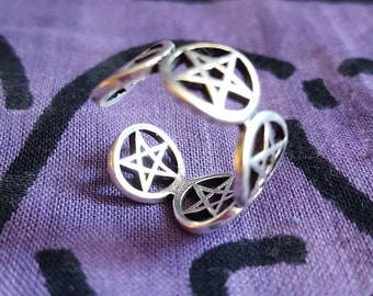 Hedgewitch. Pentagram Wiccan Star Symbol Protection Ring