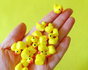 24 chick or 12 Pcs/resin yellow duck/miniatures/lovely animals/fairy garden gnome/moss terrarium decor/crafts/bonsai/ DIY