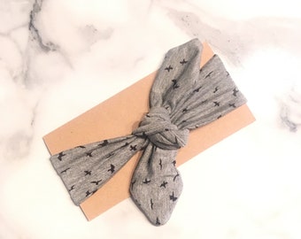 Baby knot headband. Birds