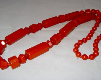 Orange retro geometric necklace