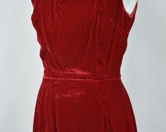 1960s Red Velvet Wiggle Shift Dress, Red Dress, Velvet Dress, Pettisize Jr Dress, 60s Dress, Mod, Mod Dress, 1960s Mod Dress, Vintage Dress