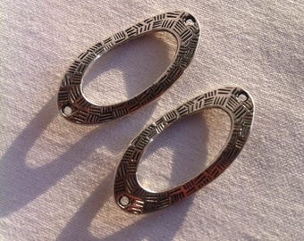 Set of 2 connecteus, spacer, large silver metal beads