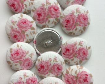 Tilda Cottagerose White / Wintergarden Fabric covered handmade buttons - 12 pieces of 22mm buttons
