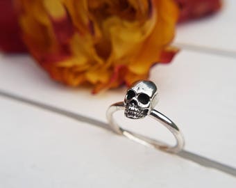 Small skull ring, Tiny solid silver skull ring, Stacker ring,Oxidised skull,Miniature skull jewellery,Biker ring,Dress ring,Cute ring,Gothic