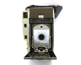 Vintage Polaroid Land Camera Model 150 and The 800 (E6458)