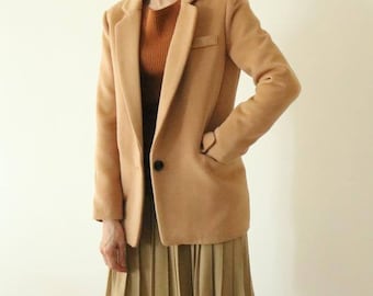 Wafer Wool Blazer -Camel tailor-fit wool blazer