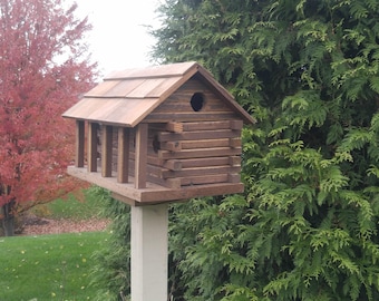 Plantation Log Cabin Birdhouse