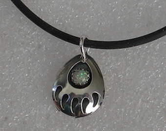 Native American Bear Claw Pendant Sterling Silver and Opal 22mm