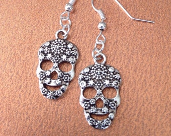 Sugar Skull Earrings, Day-of-the-dead Earrings, Dia de los Muertos Jewelry
