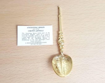Vintage Gold Plated Replica Crown Jewels Anointing Spoon Souvenir Royal Coronation