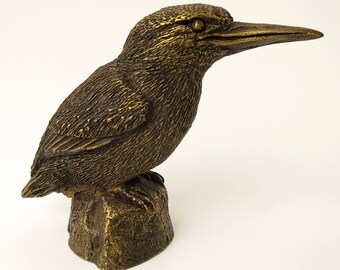 Imitation Bronze Kingfisher Bird Statue Hand Cast Resin Figurine