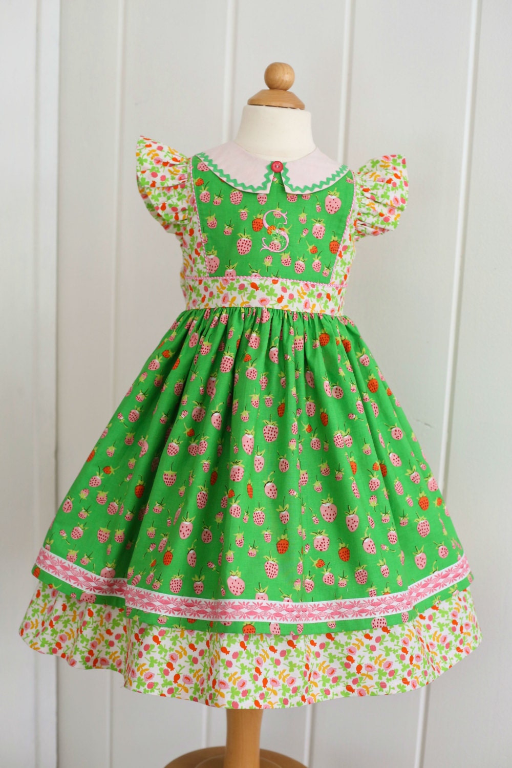 PDF Girls Dress Pattern: Georgia Vintage Dress Pattern - Size 6 Month