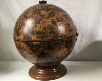 Vintage table top bar Italian globe from the 1970s