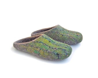 Felted natural wool slippers for men / Gray / silver / haze /platinum / green / men