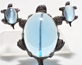 1940s Blue Lucite Jelly Belly Turtle Brooch And Screw Back Earrings Set