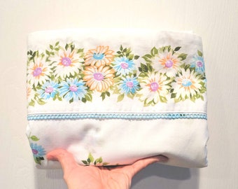 Vintage Twin Flat Sheet / Purple Blue & Peach Floral / Vintage Bedding