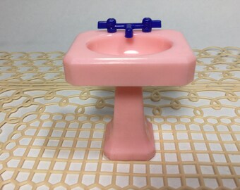 Renwal Pink Plastic Dollhouse Sink, Vintage Dollhouse Furniture