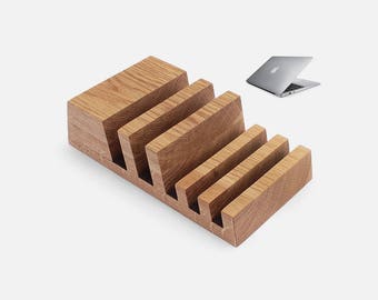 Multiple Charging Station Organizer in Natural Oak Wood for 5 Devices