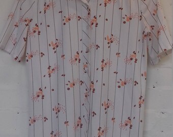 1970's short sleeved shirt - size 12/14