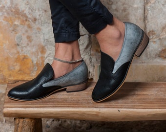 Black Leather Flat Shoes / Women Shoes / Every Day Shoes / Grey Leather Shoes / Comfortable Shoes / Wooden Heels Shoes - Kiki