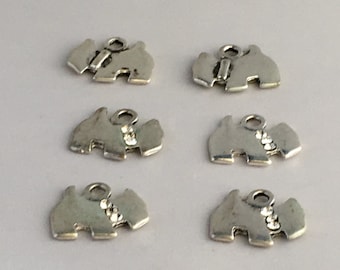 Dog charm with Rhinestones 6 pieces