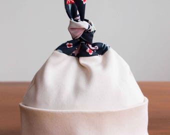Black and Ivory Unicorn Baby Hat; Organic Cotton Newborn Baby Cap; Modern Baby Hospital Beanie; Handmade Baby Girl Hat; Enchanted Unicorns