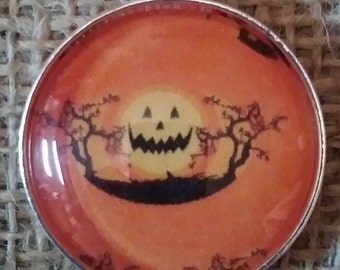Jack-O-Lantern Pendant - Halloween Necklace - Halloween Accessory - Pumpkin Necklace
