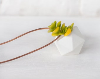 Icosahedron Planter Necklace in White: A Wearable Planter