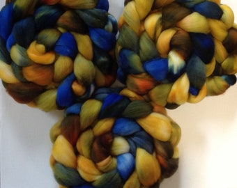 Hand Dyed gradient roving 2.3 ozs Superwash merino Ready to ship