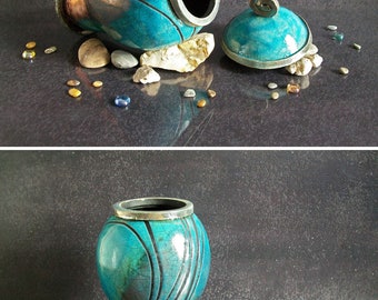 raku ceramic Urn, cremation urn for ashes, adult urn, funeral urn, keepsake urn, human urn, pet urn, raku urn, personalized urn with lid