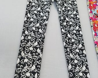 Black and White Floral Leggings!