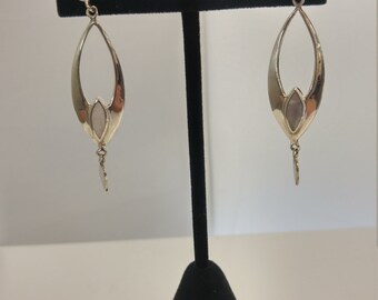 Sterling silver earrings w/ mother of pearl