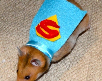 Superman hamster costume. Hamster / pet Halloween costumes by la Marmota Café.