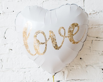 Love Glitter Balloon / Wedding Bridal Balloon / Wedding Engagement Photo Prop / Rustic Wedding / Vintage Wedding / White Wedding Balloon