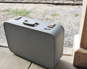 Vintage Starline Suitcase