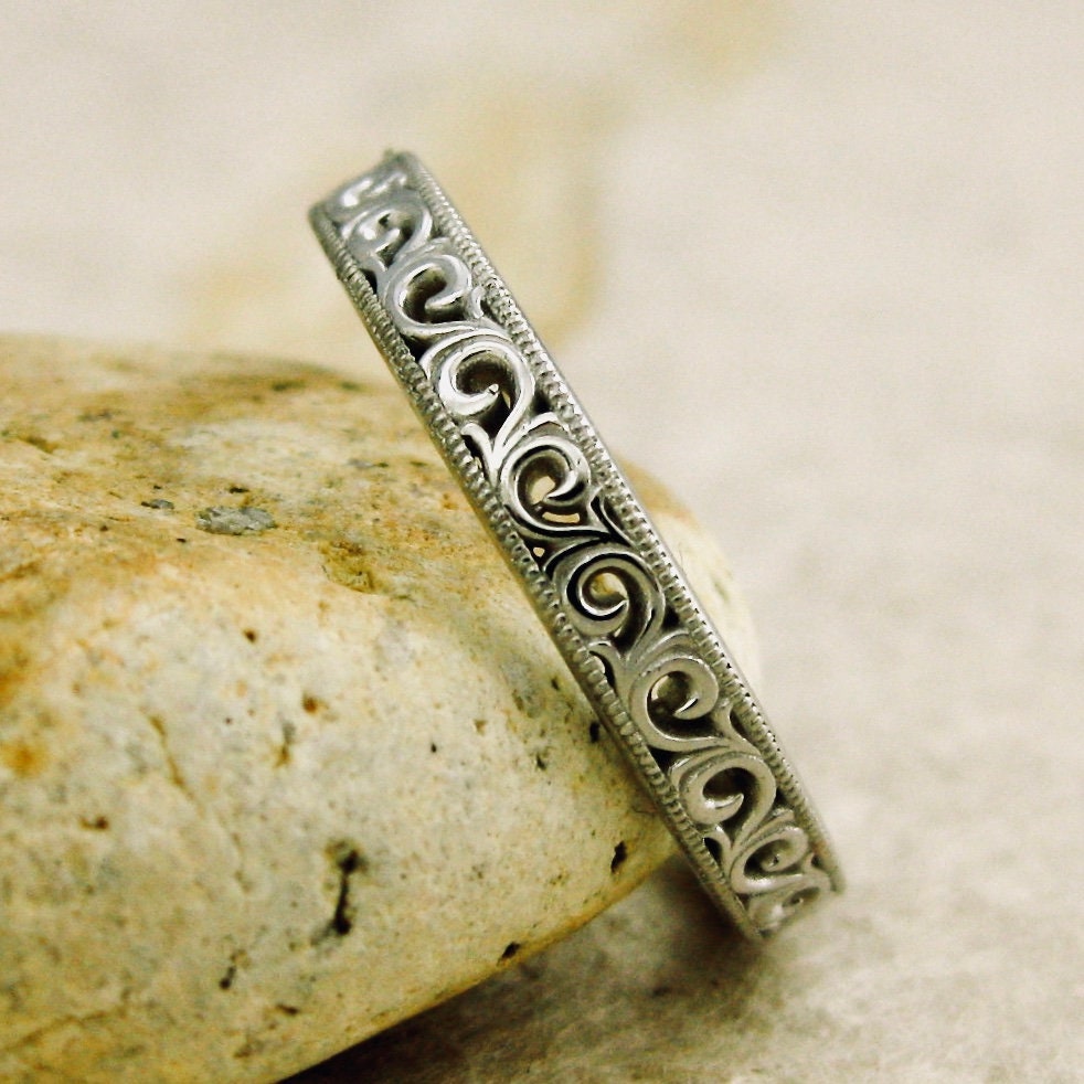 Handmade Floral Patterned Wedding Ring in 14K White Gold with