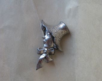 Woman Hat Bow Sterling Brooch Silver Pin Vintage 925 Lang