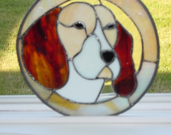 STAINED GLASS BEAGLE Sun-catcher