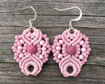 Micro-Macrame Earrings - Petal Pink