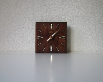 Sunbeam U.S.A. cordless electric battery clock hardwood wood table Clock 1950