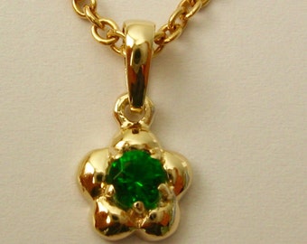 Genuine SOLID 9K 9ct Yellow GOLD May Birthstone Daisy Emerald Pendant