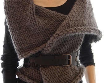 Instructions to make: Magnum Reversible Vest/Wrap PDF Pattern