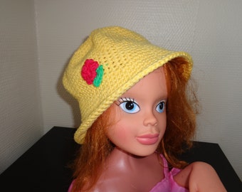 GIRL YELLOW HAT