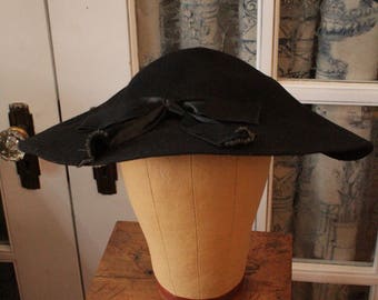 Vintage 1950's Black Felt Platter Hat with Satin Ribbon