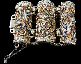 Vintage Beautifully detailed wide hinged Bracelet, Topaz Stones